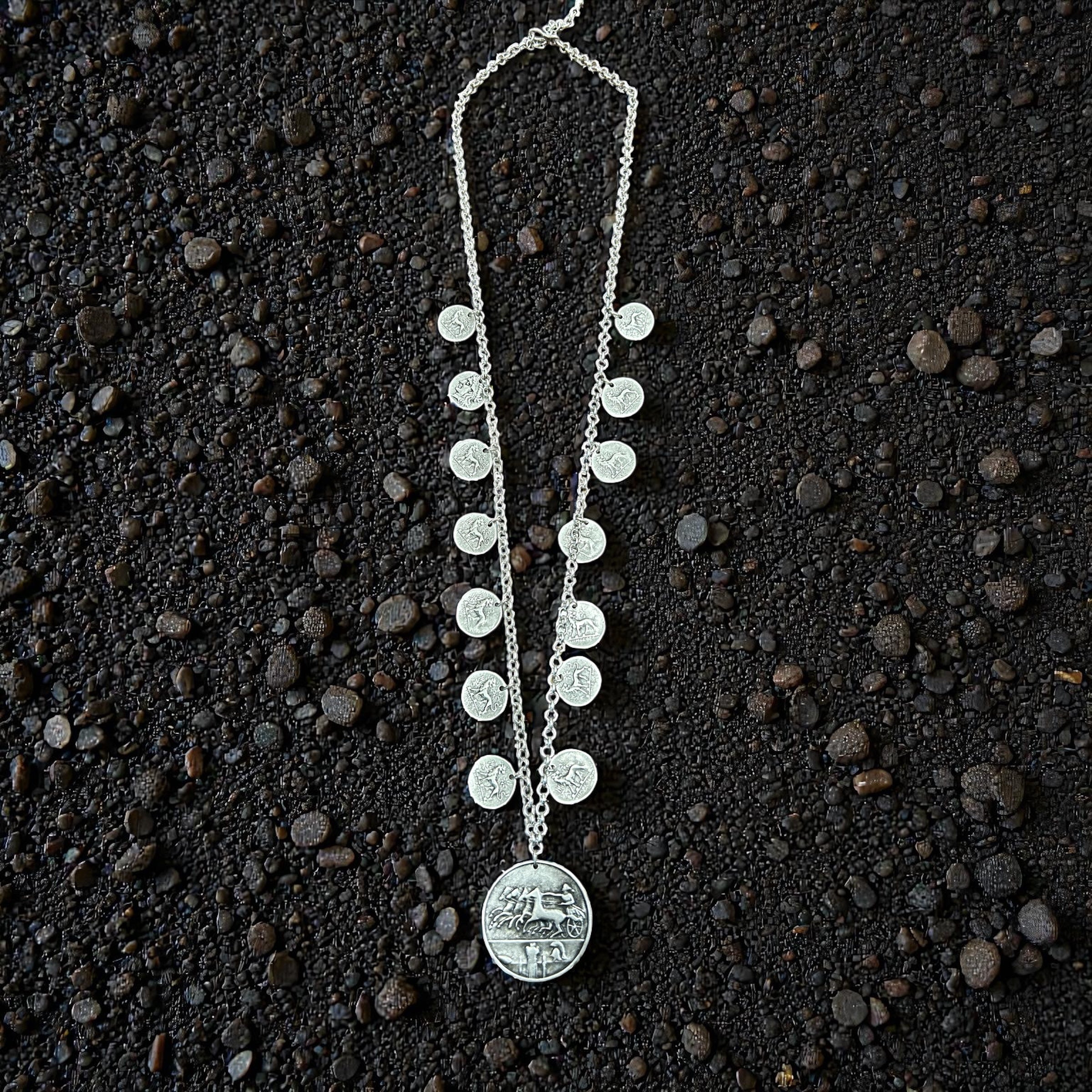 Collar Roma