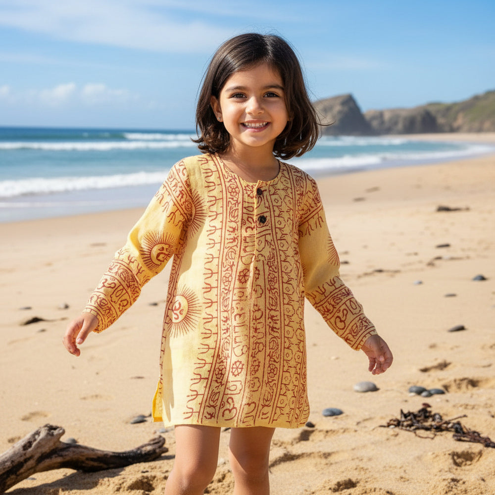 Kurta Limón de Niños. (Recomendamos pedir una talla más).