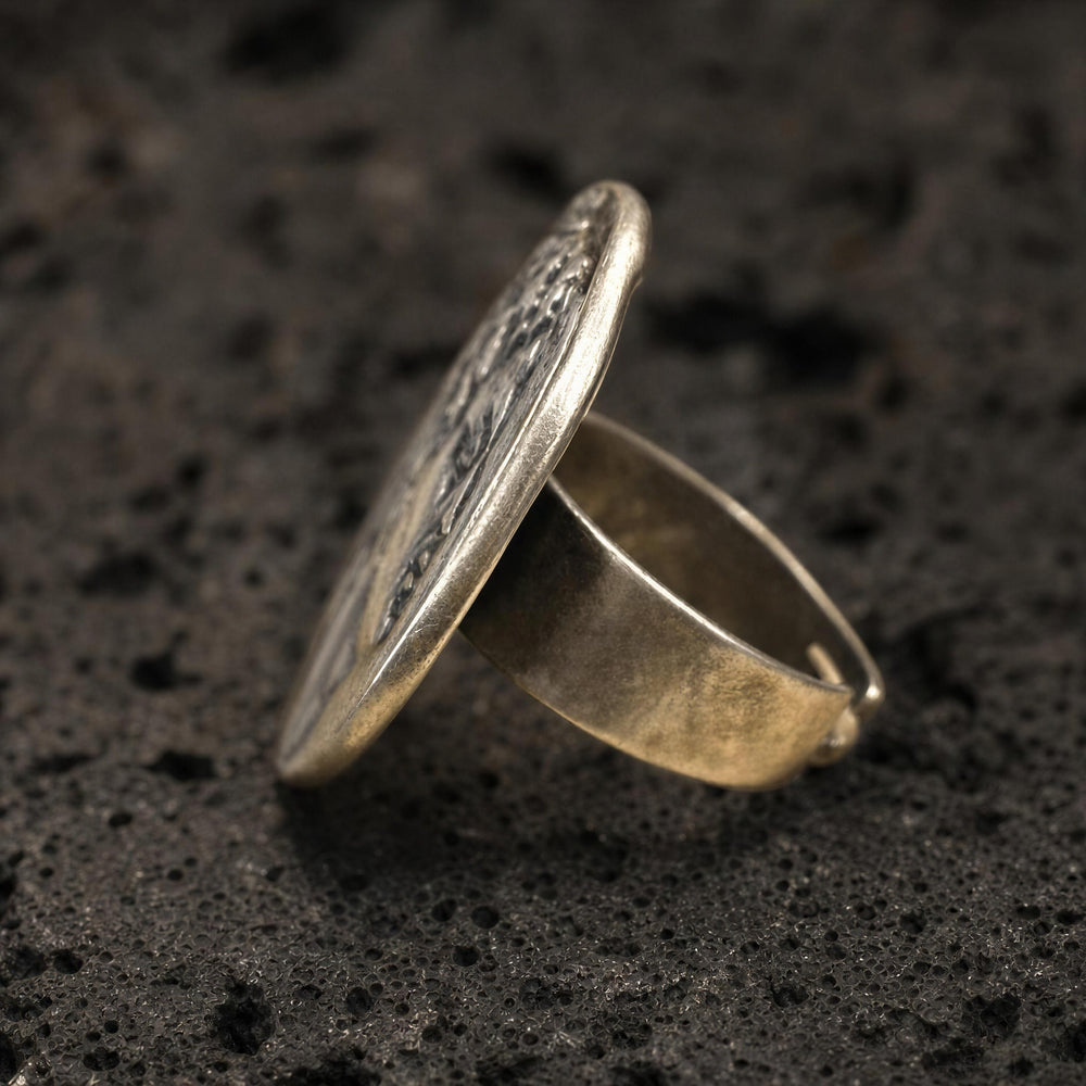 Anillo Rómulo