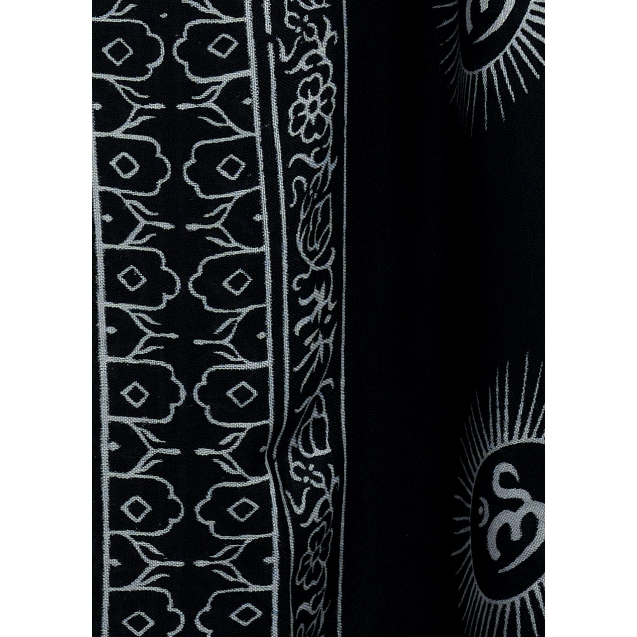 Kurta Negra de Niños. (Recomendamos pedir una talla más).