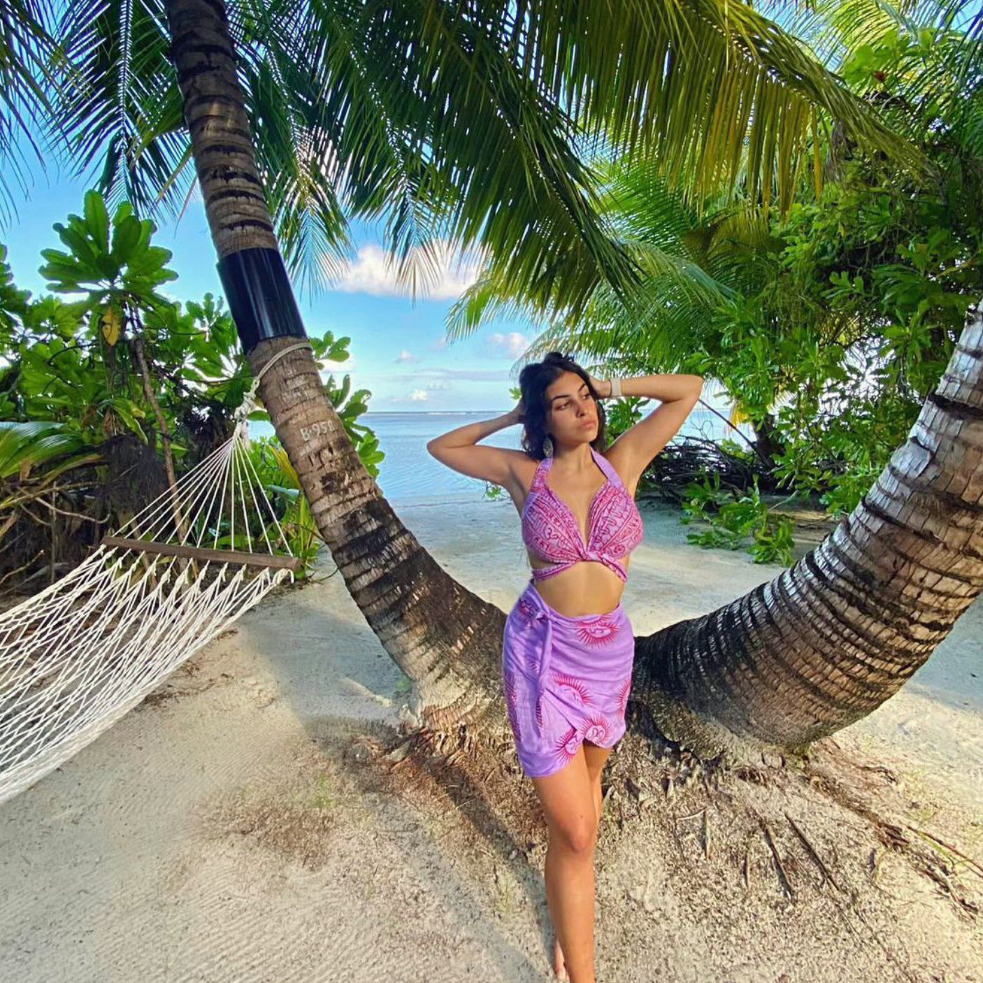 Falda corta lila/rojo